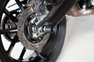 Bild von Evotech Sturzpads hinten mit integrierten Montageständer Honda CB 125 R '18-'21